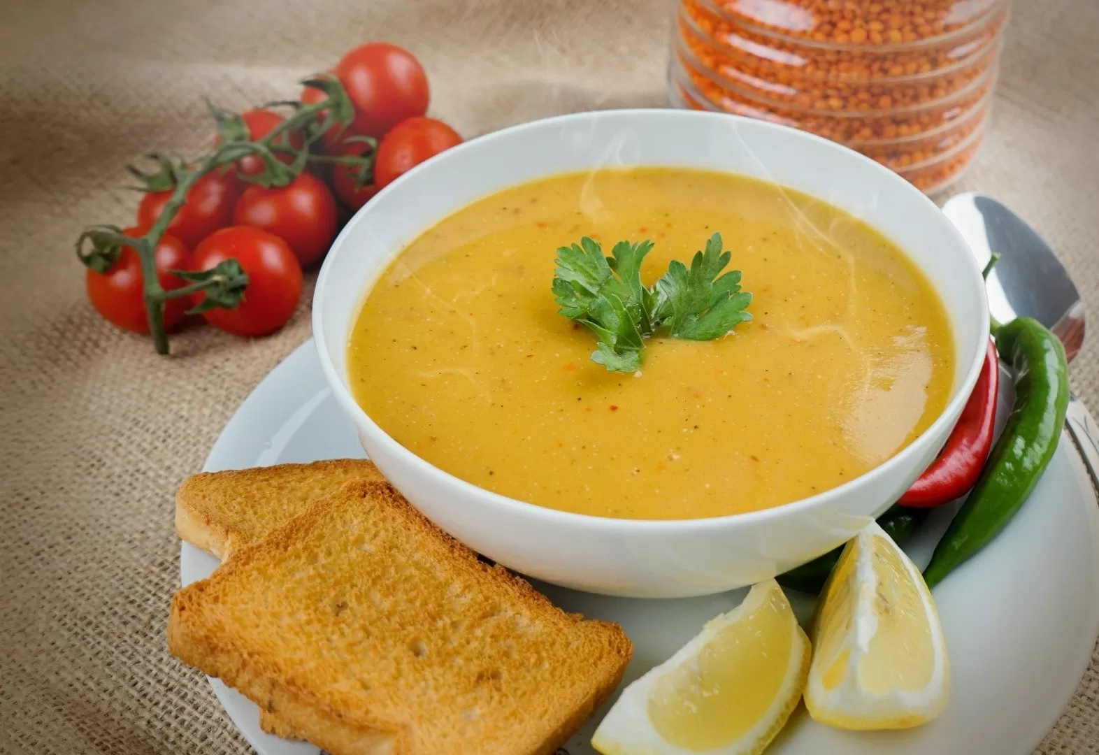 Süzme Mercimek Çorbası